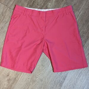 NWOT Women's Ping golf shorts